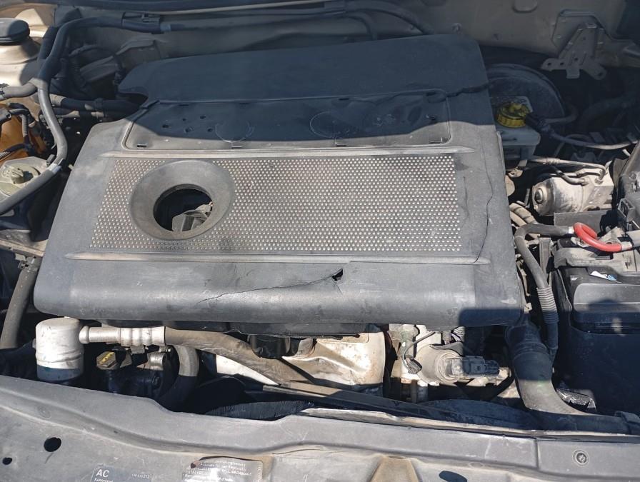 PILOTO-TRASERO-DERECHO-VOLKSWAGEN-GOLF-IV-BERLINA-1J1-1-6-16V-105CV-Ano-2001-Auto-Desguace-Luque