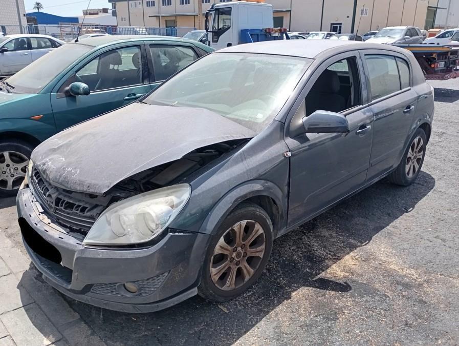 PILOTO-TRASERO-IZQUIERDO-OPEL-ASTRA-GTC-1-6-16V-115CV-Ano-2008-Auto-Desguace-Luque