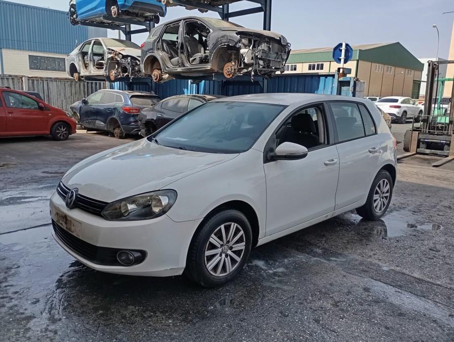 PILOTO-TRASERO-DERECHO-VOLKSWAGEN-GOLF-VI-5K1-1-2-TSI-105CV-Ano-2012-Auto-Desguace-Luque