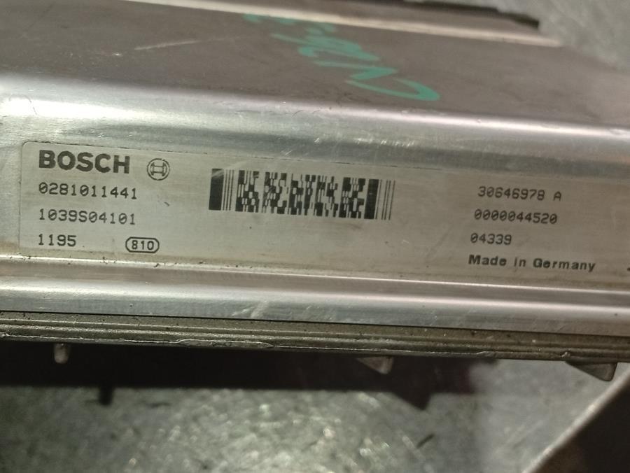 CENTRALITA-DE-MOTOR-VOLVO-XC90-2-4D-Ano-2005-Auto-Desguace-Luque