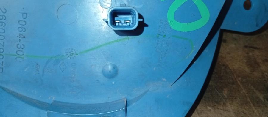 PILOTO-DELANTERO-DERECHO-LUZ-DIURNA-RENAULT-ZOE-ELECTRICO-Ano-2015-Auto-Desguace-Luque