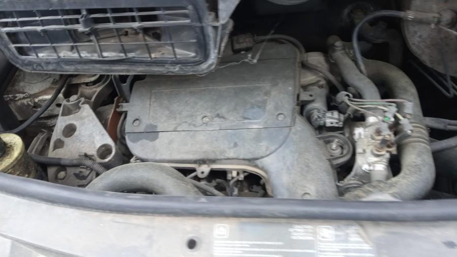 FARO-DELANTERO-DERECHO-NISSAN-PRIMASTAR-F4-1-9-DCI-DIESEL-CAT-82-CV-Ano-2006-Auto-Desguace-Luque