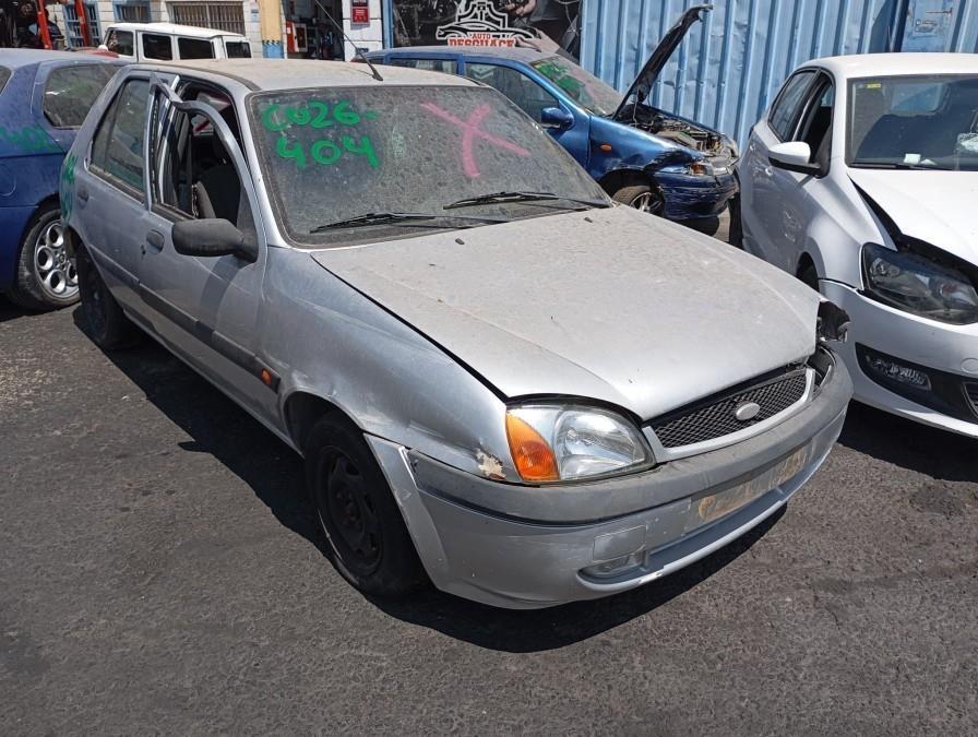 CAJA-DE-CAMBIOS-MANUAL-FORD-FIESTA-DX-1-3-Ano-2001-Auto-Desguace-Luque