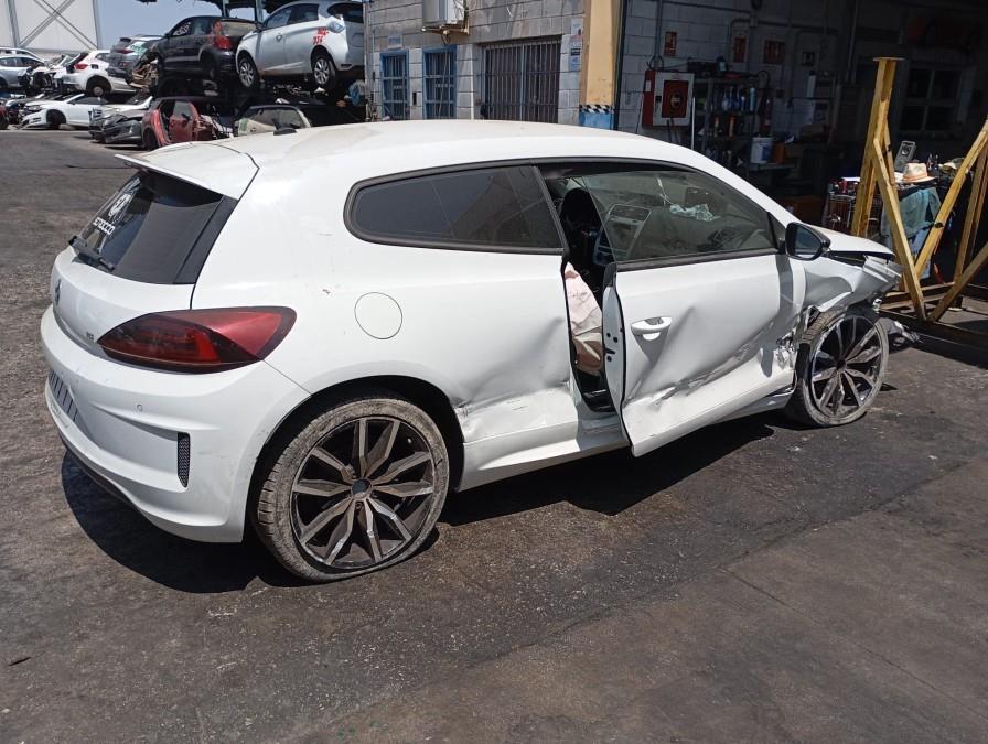 PILOTO-TRASERO-DERECHO-VOLKSWAGEN-SCIROCCO-138-1-4-16V-TSI-Ano-2016-Auto-Desguace-Luque