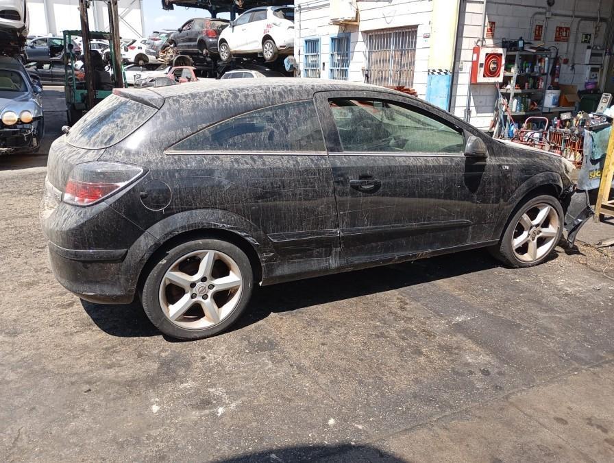 MOTOR-COMPLETO-OPEL-ASTRA-H-1-8-125CV-Ano-2005-Auto-Desguace-Luque