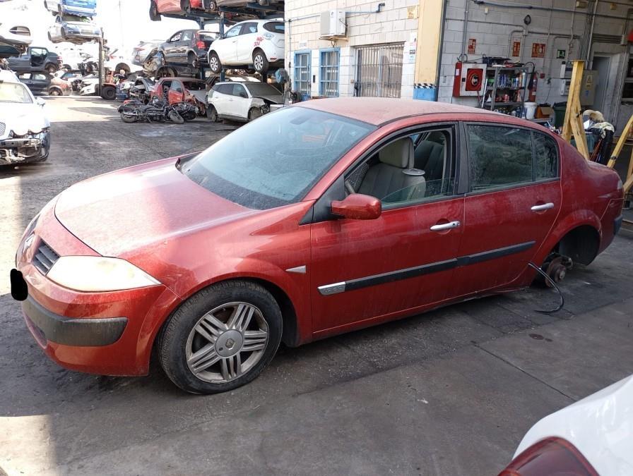 PILOTO-TRASERO-DERECHO-RENAULT-MEGANE-II-BERLINA-1-9-DCI-120CV-Ano-2005-Auto-Desguace-Luque