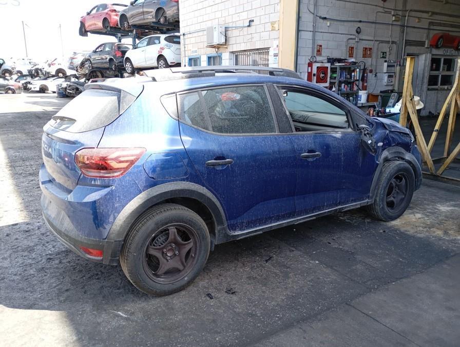 FARO-DELANTERO-IZQUIERDO-DACIA-SANDERO-STEPWAY-1-0-TCE-Ano-2023-Auto-Desguace-Luque