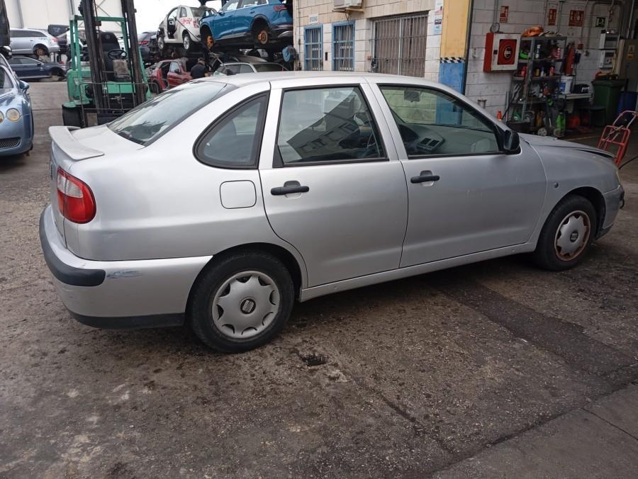 MOTOR-COMPLETO-SEAT-CORDOBA-6K2-1-4-16V-75CV-Ano-2001-Auto-Desguace-Luque