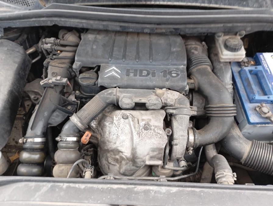 PILOTO-TRASERO-IZQUIERDO-CITROEN-C4-COUPE-1-6-HDI-Ano-2005-Auto-Desguace-Luque