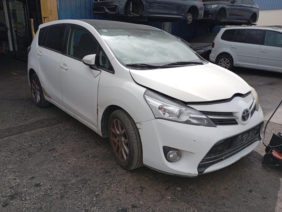 CAJA-DE-CAMBIOS-MANUAL-TOYOTA-VERSO-1-6-D-Ano-2015-Auto-Desguace-Luque