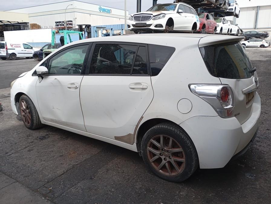 CAJA-DE-CAMBIOS-MANUAL-TOYOTA-VERSO-1-6-D-Ano-2015-Auto-Desguace-Luque