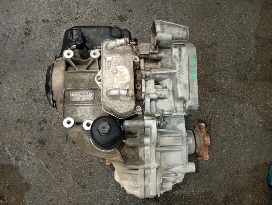 CAJA-DE-CAMBIOS-AUTOMATICA-VOLKSWAGEN-TOURAN-2-0-TDI-140-CV-Ano-2014-Auto-Desguace-Luque