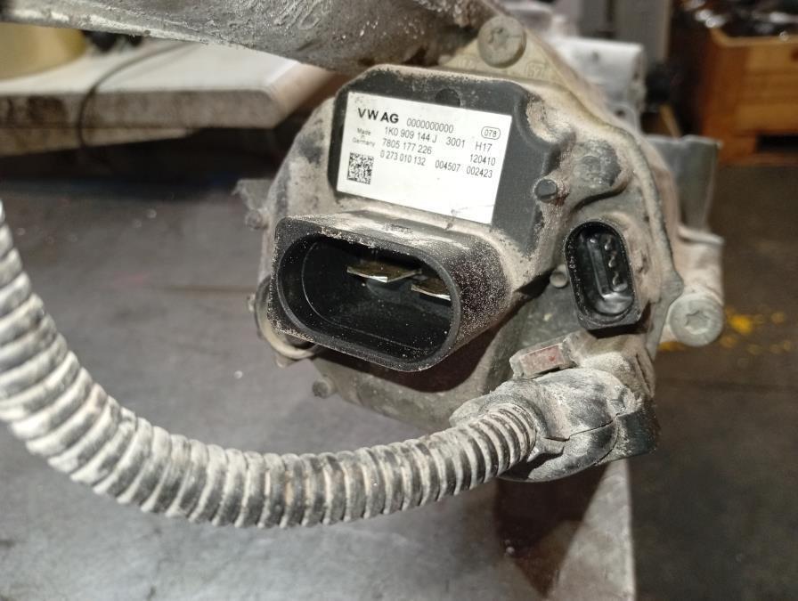 CREMALLERA-ELECTRICA-DE-DIRECCION-SEAT-ALTEA-XL-1-6-TDI-Ano-2010-Auto-Desguace-Luque