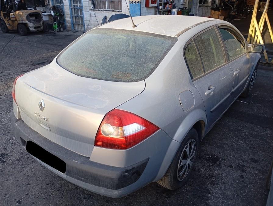 PILOTO-TRASERO-IZQUIERDO-RENAULT-MEGANE-II-BERLINA-1-5-DCI-Ano-2005-Auto-Desguace-Luque