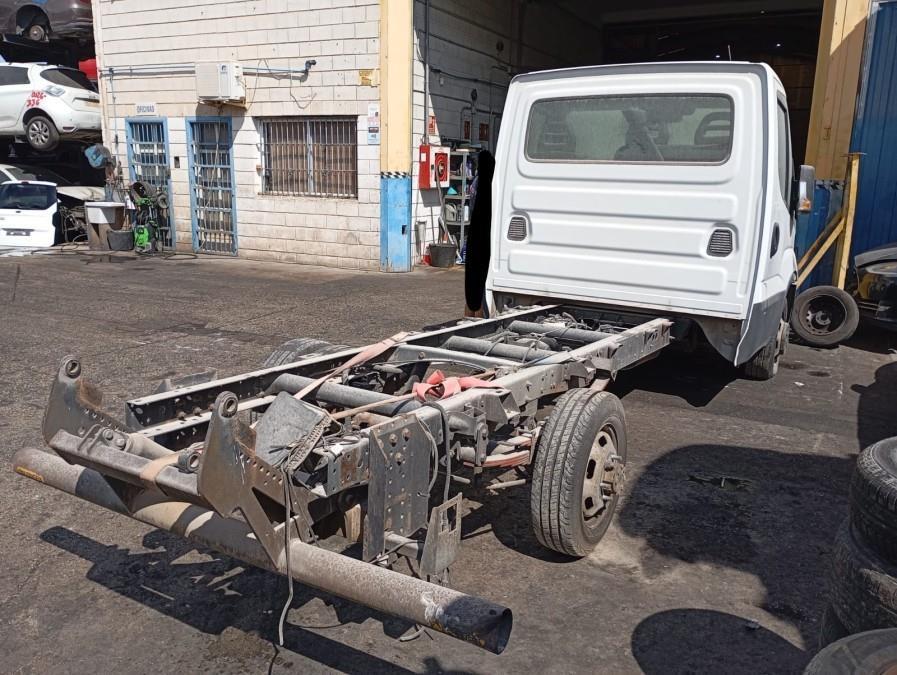 CAJA-DE-CAMBIOS-MANUAL-IVECO-DAILY-2-3D-136-CV-Ano-2018-Auto-Desguace-Luque