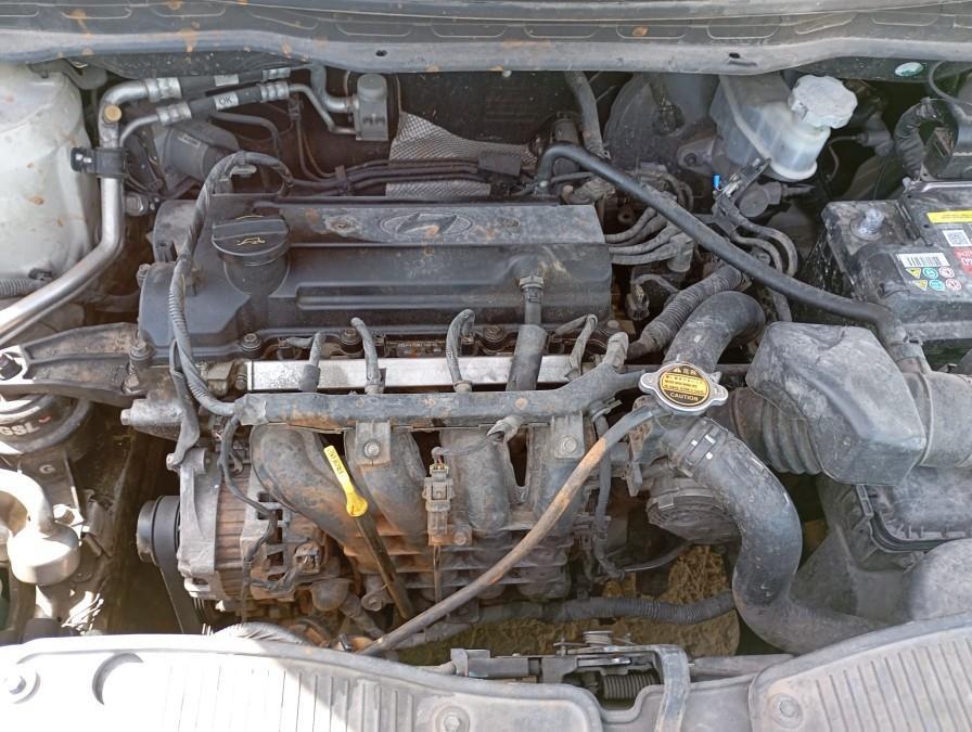 FARO-DELANTERO-DERECHO-HYUNDAI-I20-B-1-2-16V-Ano-2014-Auto-Desguace-Luque