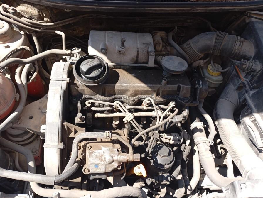 PILOTO-TRASERO-DERECHO-PORTON-SEAT-IBIZA-6K2-1-9-SDI-Ano-2004-Auto-Desguace-Luque