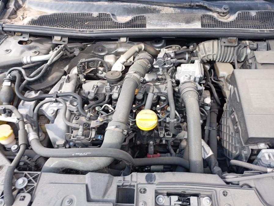CAJA-DE-CAMBIOS-MANUAL-RENAULT-MEGANE-III-BERLINA-5-P-Dynamique-1-5-DCI-110-CV-Ano-2010-Auto-Desguace-Luque