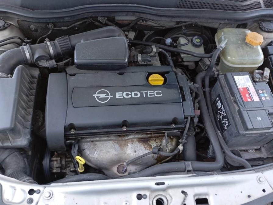 PILOTO-TRASERO-DERECHO-OPEL-ASTRA-1-6-16V-Ano-2007-Auto-Desguace-Luque