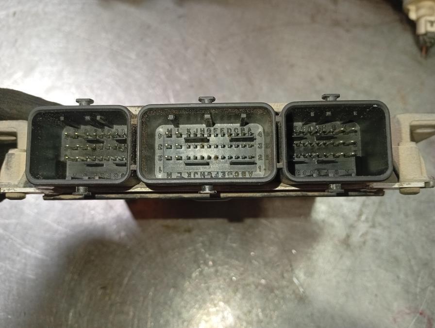 CENTRALITA-DE-MOTOR-CITROEN-C3-1-1-SX-PLUS60CV-Ano-2003-Auto-Desguace-Luque