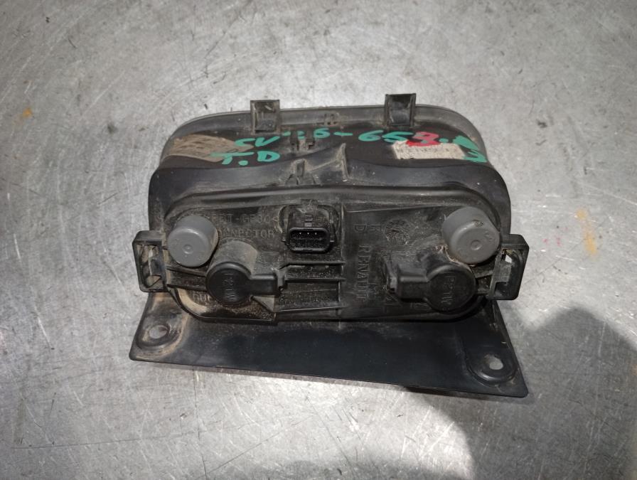 PILOTO-TRASERO-DERECHO-MARCHA-ATRAS-RENAULT-TRAFIC-II-1-9-DIESEL-101-CV-Ano-2002-Auto-Desguace-Luque