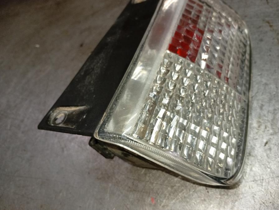 PILOTO-TRASERO-IZQUIERDO-ANTINIEBLAS-RENAULT-TRAFIC-II-1-9-DIESEL-101-CV-Ano-2002-Auto-Desguace-Luque