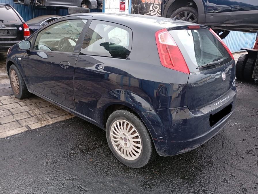 CENTRALITA-DE-MOTOR-FIAT-PUNTO-188-1-3-JTD-75CV-Ano-2008-Auto-Desguace-Luque