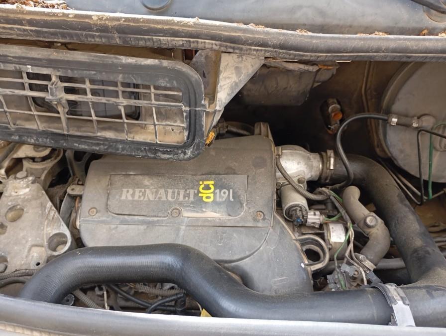 PILOTO-TRASERO-IZQUIERDO-RENAULT-TRAFIC-1-9-DCI-1-9-DCI-101CV-Ano-2002-Auto-Desguace-Luque