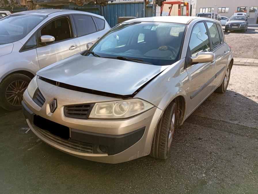 PILOTO-TRASERO-DERECHO-RENAULT-MEGANE-II-BERILINA-5P-1-6-16V-113CV-Ano-2007-Auto-Desguace-Luque