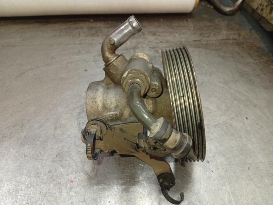 BOMBA-DE-DIRECCION-HIDRAULICA-CITROEN-XSARA-PICASSO-1-6-HDI-Ano-2009-Auto-Desguace-Luque