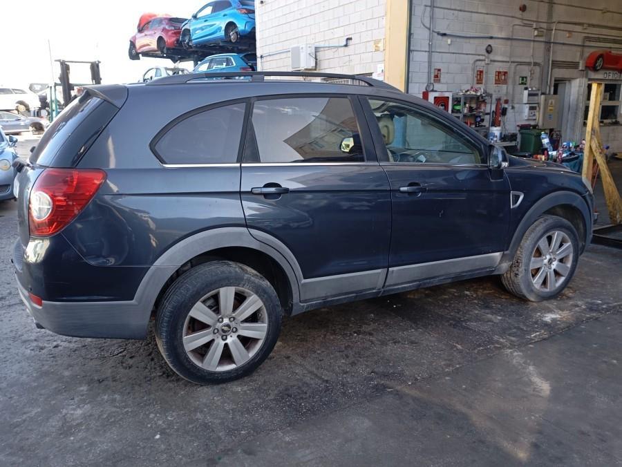 ANTINIEBLA-DELANTERO-DERECHO-CHEVROLET-CAPTIVA-2-0-CRDI-150CV-Ano-2008-Auto-Desguace-Luque