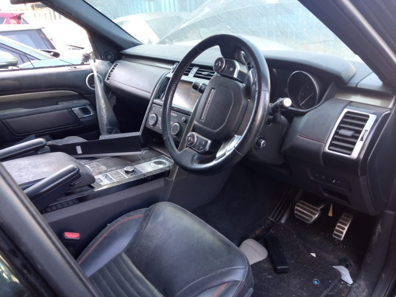 Imagen vehículo DESPIECE COMPLETO DE LAND ROVER DISCOVERY 5 3.0 SD V6 CAT (306 CV) DEL AÑO 2017 - Auto-Desguace Luque