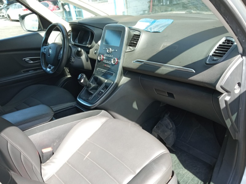 Imagen vehículo DESPIECE COMPLETO DE RENAULT SCENIC IV 1.7 BLUE DCI DIESEL FAP (150 CV) DEL AÑO 2020 - Auto-Desguace Luque