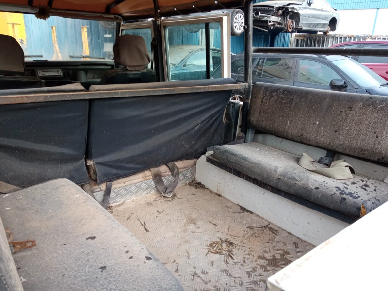 Imagen vehículo DESPIECE COMPLETO DE LAND ROVER DEFENDER 2.5 TDI (113 CV) DEL AÑO 1997 - Auto-Desguace Luque