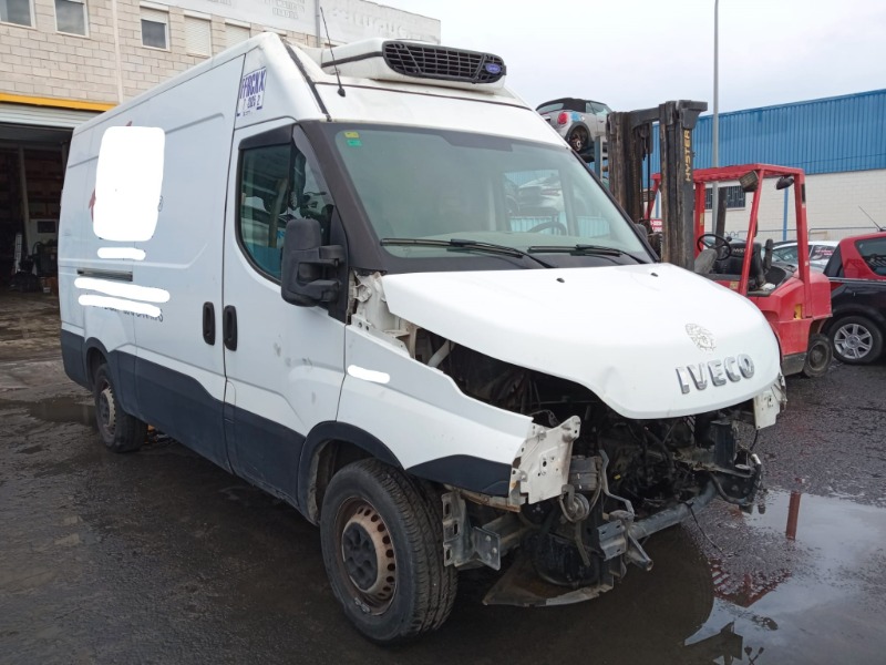 Imagen vehículo DESPIECE COMPLETO DE IVECO DAILY 2.3D (136CV) DEL AÑO 2016 - Auto-Desguace Luque