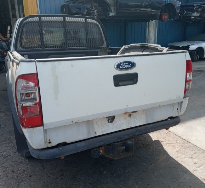 Imagen vehículo DESPIECE COMPLETO DE FORD RANGER 2.5 TDCI CAT (143 CV) DEL AÑO 2009 - Auto-Desguace Luque