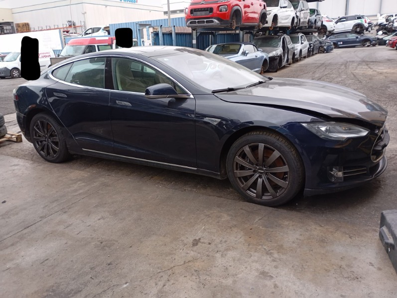 Imagen vehículo DESPIECE COMPLETO DE TESLA MODEL S ELECTRICO 270KW DEL AÑO 2013 - Auto-Desguace Luque