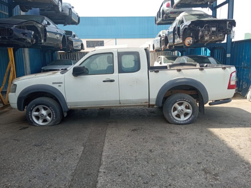 Imagen vehículo DESPIECE COMPLETO DE FORD RANGER 2.5 TDCI CAT (143 CV) DEL AÑO 2009 - Auto-Desguace Luque