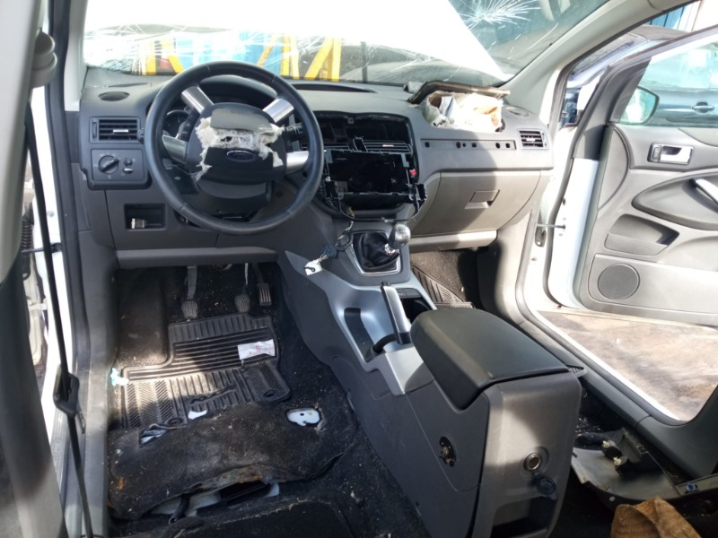 Imagen vehículo DESPIECE COMPLETO DE FORD KUGA 2.0 TDCI (140CV) DEL AÑO 2010 - Auto-Desguace Luque