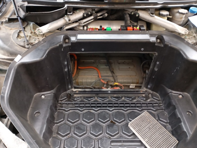 Imagen vehículo DESPIECE COMPLETO DE TESLA MODEL S ELECTRICO 270KW DEL AÑO 2013 - Auto-Desguace Luque