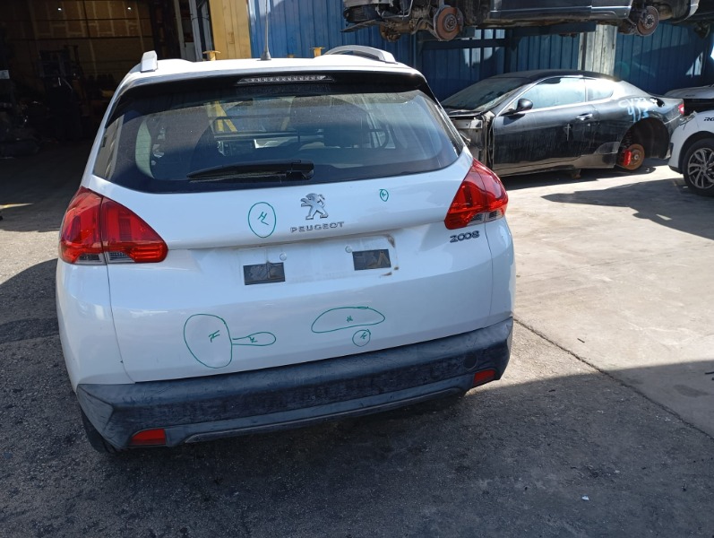 Imagen vehículo DESPIECE COMPLETO DE PEUGEOT 2008 1.2 12V VTI (82CV) DEL AÑO 2015 - Auto-Desguace Luque Imagen vehículo DESPIECE COMPLETO DE PEUGEOT 2008 1.2 12V VTI (82CV) DEL AÑO 2015 - Auto-Desguace Luque