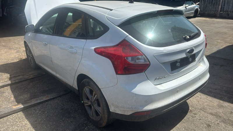 Imagen vehículo DESPIECE COMPLETO DE FORD FOCUS (CB8) 1.0 ECOBOOST CAT (125 CV) DEL AÑO 2014 - Auto-Desguace Luque