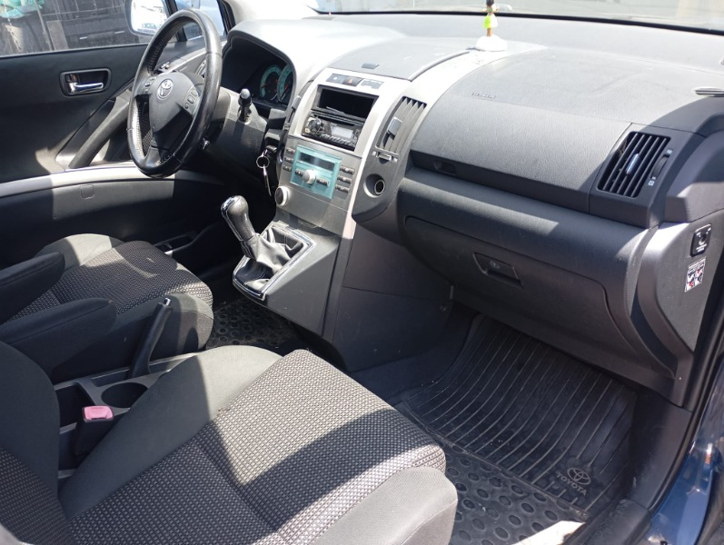 Imagen vehículo DESPIECE COMPLETO DE TOYOTA COROLLA VERSO (R1) 2.2D-CAT - Auto-Desguace Luque Imagen vehículo DESPIECE COMPLETO DE TOYOTA COROLLA VERSO (R1) 2.2D-CAT - Auto-Desguace Luque