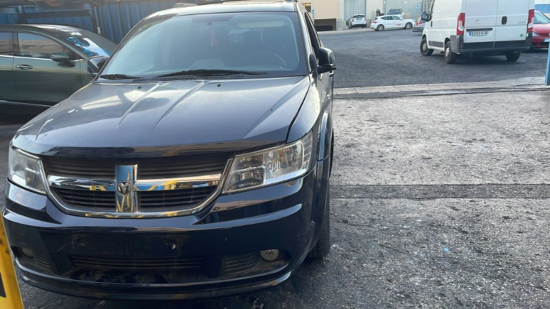 Imagen vehículo DESPIECE COMPLETO DE DODGE JOURNEY 2.0 CRDI DEL AÑO 2010 - Auto-Desguace Luque