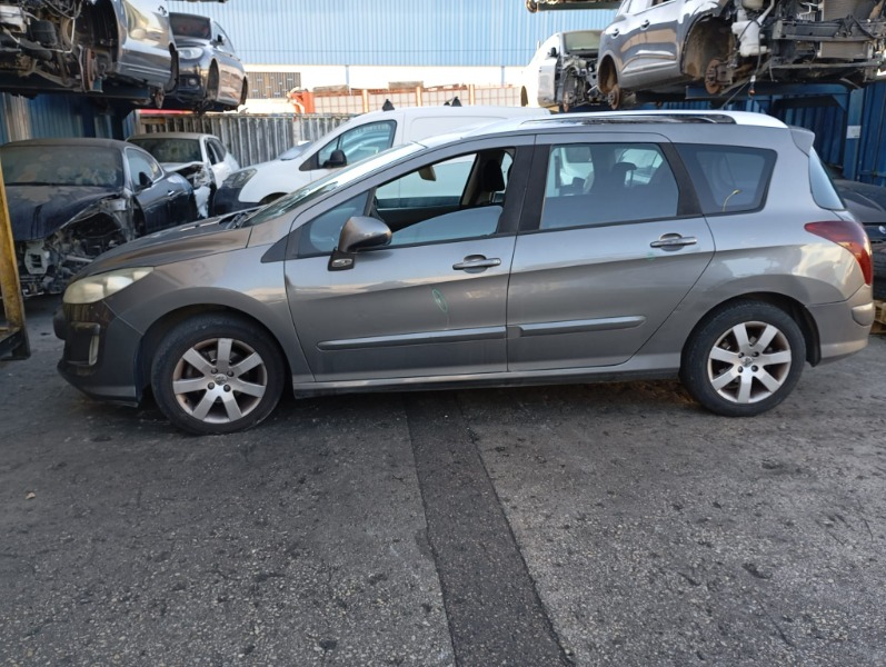 Imagen vehículo DESPIECE COMPLETO DE PEUGEOT 308 1.6HDI FAP CAT (109CV) DEL AÑO 2009 - Auto-Desguace Luque