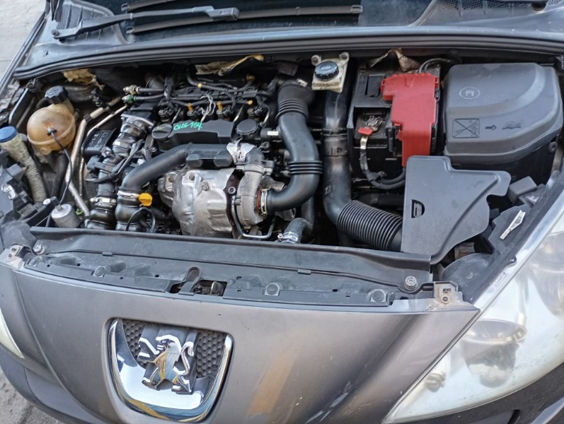 Imagen vehículo DESPIECE COMPLETO DE PEUGEOT 308 1.6HDI FAP CAT (109CV) DEL AÑO 2009 - Auto-Desguace Luque