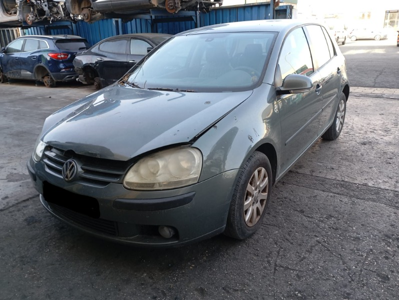 Imagen vehículo DESPIECE COMPLETO DE VOLKSWAGEN GOLF V BERLINA (1K1) 1.9 TDI (105CV) DEL AÑO 2004 - Auto-Desguace Luque Imagen vehículo DESPIECE COMPLETO DE VOLKSWAGEN GOLF V BERLINA (1K1) 1.9 TDI (105CV) DEL AÑO 2004 - Auto-Desguace Luque