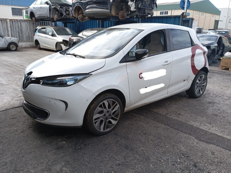 Imagen vehículo DESPIECE COMPLETO DE RENAULT ZOE ELECTRICO DEL AÑO 2015 - Auto-Desguace Luque