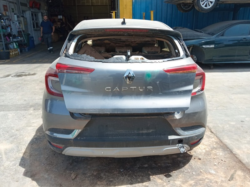 Imagen vehículo DESPIECE COMPLETO DE RENAULT CAPTUR II 1.3 TCE (140 CV) DEL AÑO 2022 - Auto-Desguace Luque