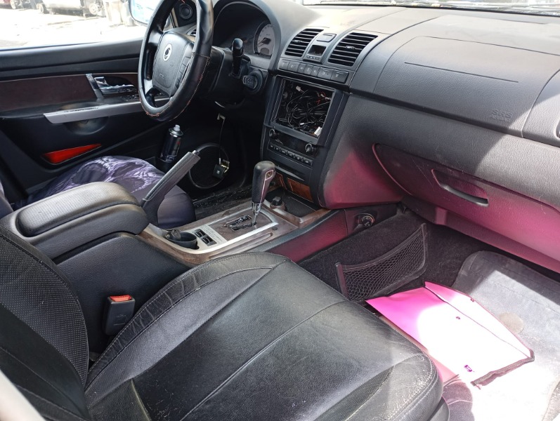 Imagen vehículo DESPIECE COMPLETO DE SSANGYONG REXTON 2.7D DEL AÑO 2005 - Auto-Desguace Luque